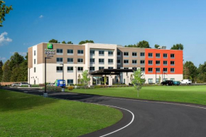 Holiday Inn Express Queensbury-Lake George Area, an IHG Hotel